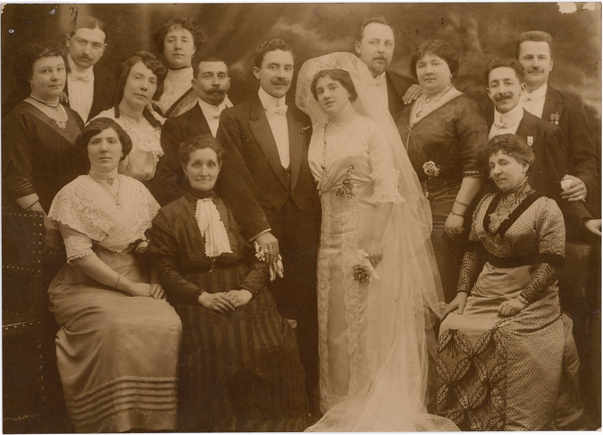Leonidas family history