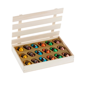 
            
                Load image into Gallery viewer, Leonidas Deluxe Chocolate Hamper
            
        