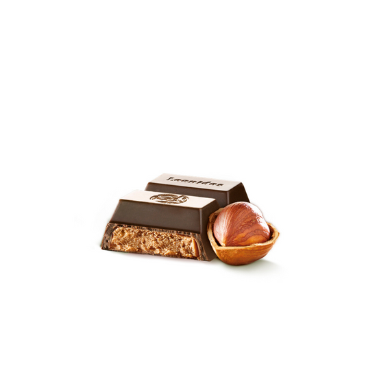 Dark chocolate bar that contains 45% cocoa and is filled with a delicious hazelnut praline.